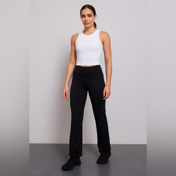 MEC Pants - MEC Black Flared Stretch Pants Women’s L | Made in Canada